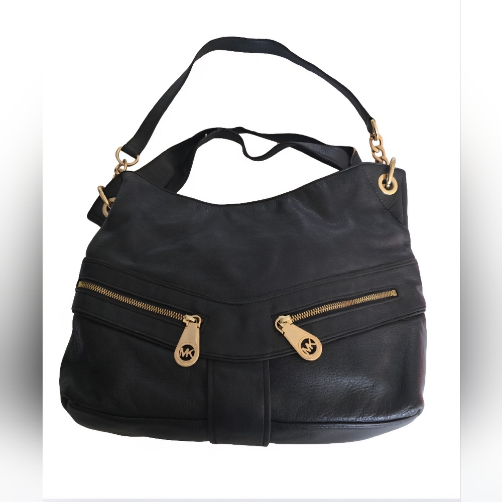 Michael Kors Jamesport E-1202 Black Pebbled Leather Gold Shoulder Purse